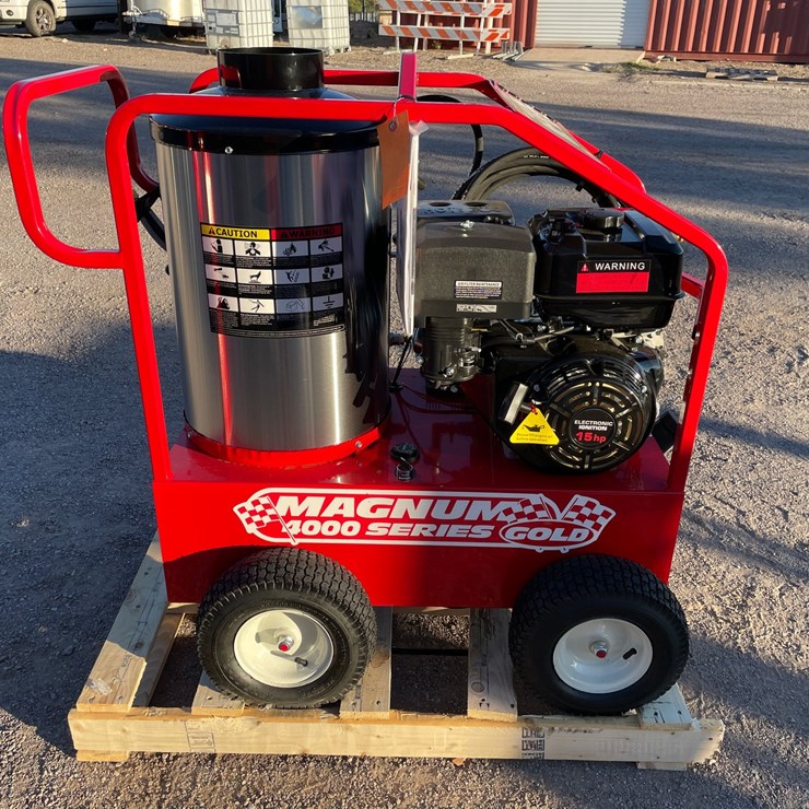 #4640 • Magnum 4000 Gold Power Washer