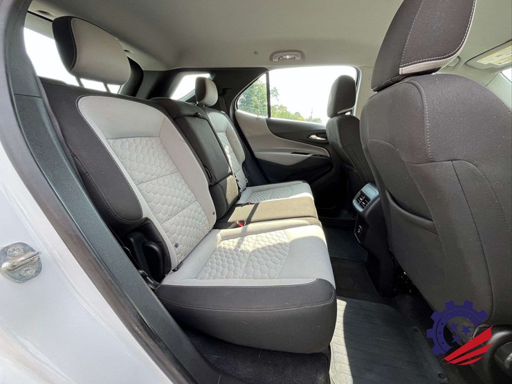 2020-chevrolet-equinox-ls-image-33