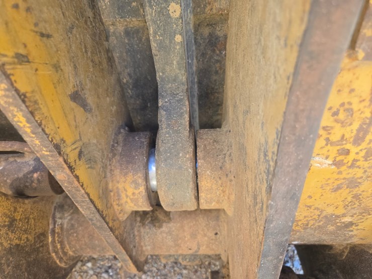 2006-caterpillar-963c-image-97