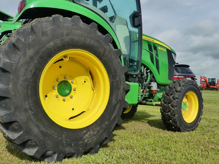 john-deere-4066r-image-7