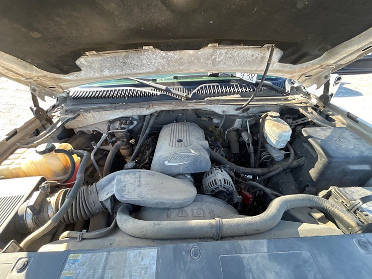 2007-chevrolet-3500-image-13