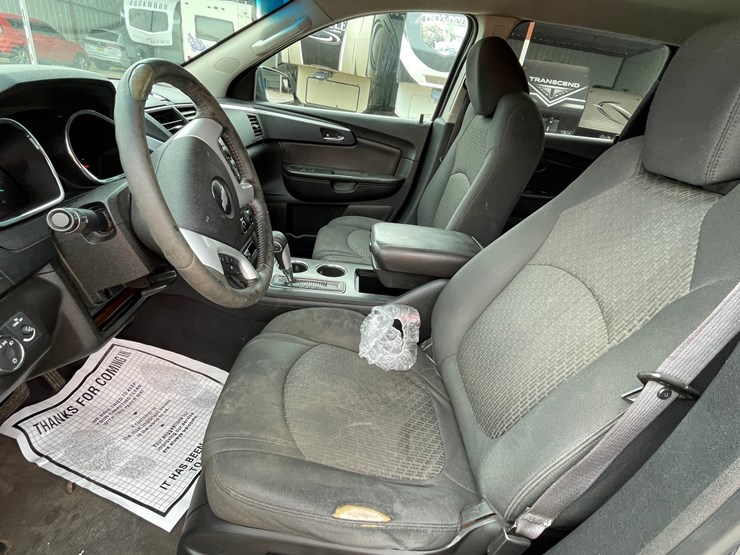 2010-chevrolet-traverse-image-44