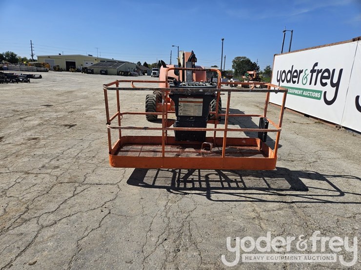 2015-jlg-600aj-image-8