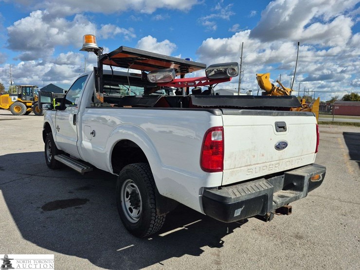 2015-ford-f350-image-7