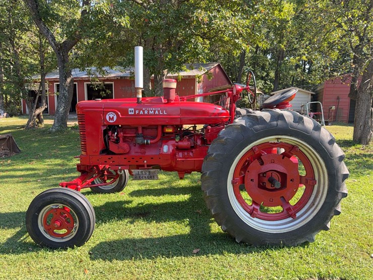 1953-farmall-super-m-image-8