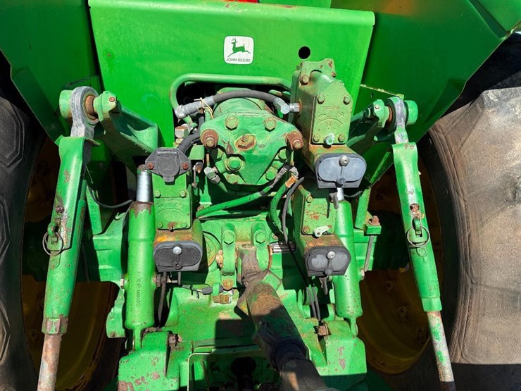 john-deere-8450-image-25