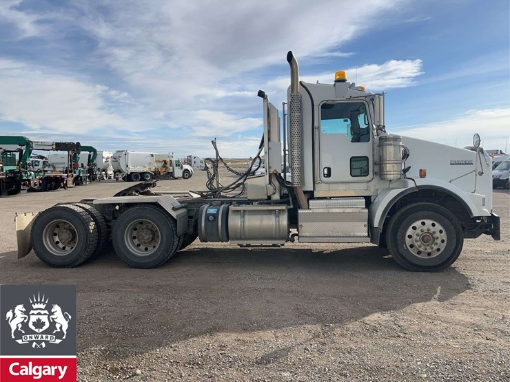 2014-kenworth-t800-image-7