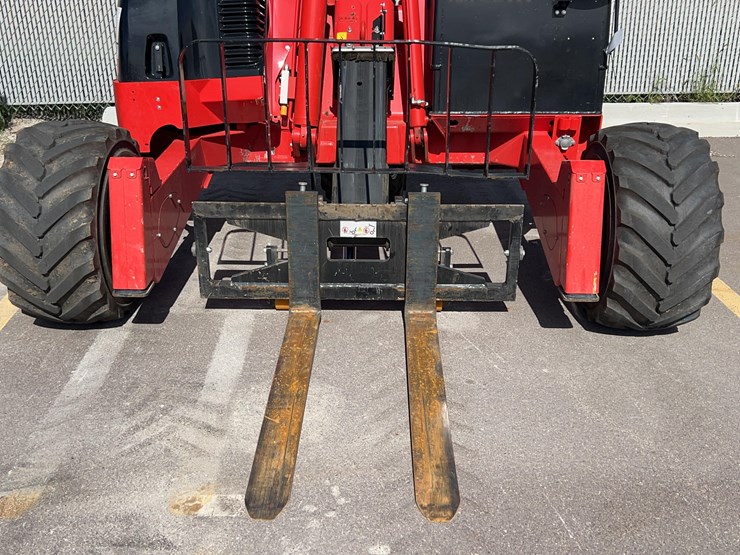 2024-manitou-tmt55ht-image-15
