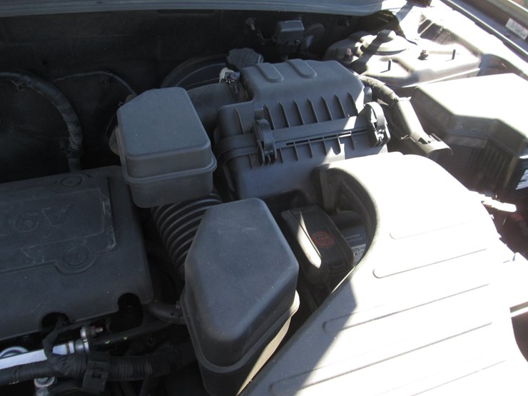 2012-hyundai-santa-fe-image-13