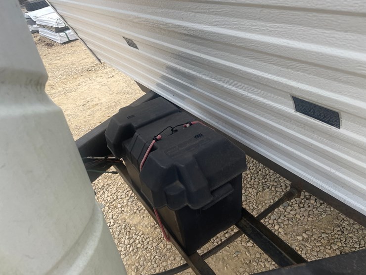 #1276-•-1998-jayco-eagle-304-camper-(has-mn-title)-image-59