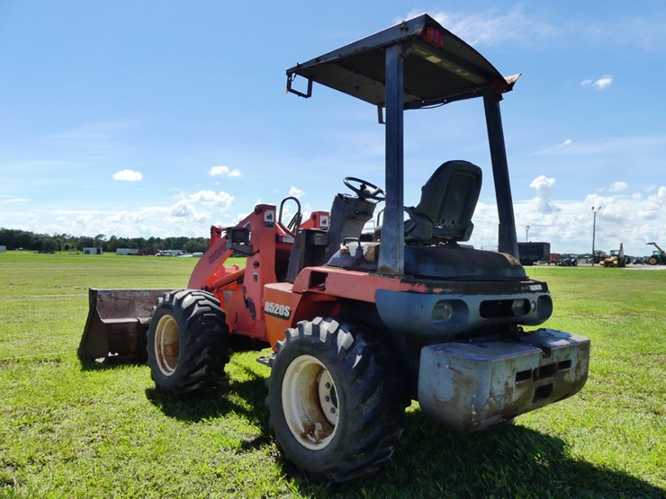 kubota-r520s-image-3