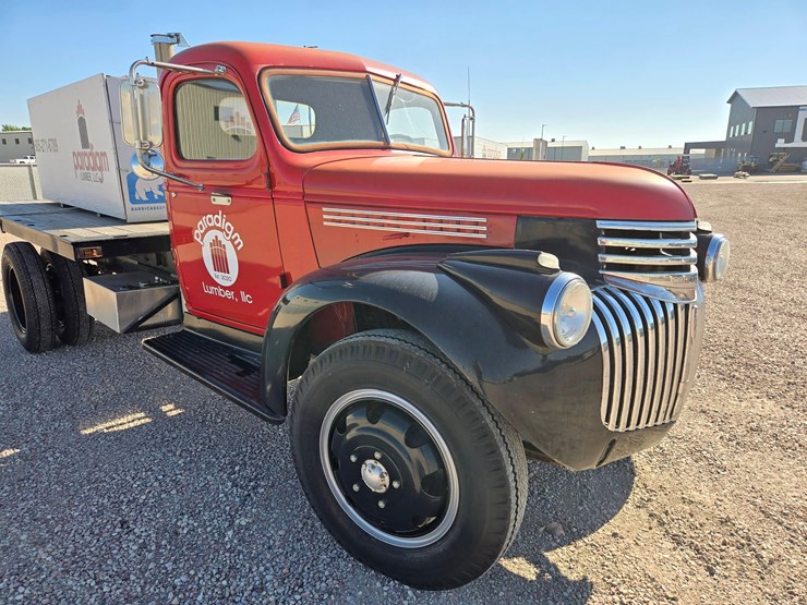 1946-chevrolet-flatbed-truck-image-7