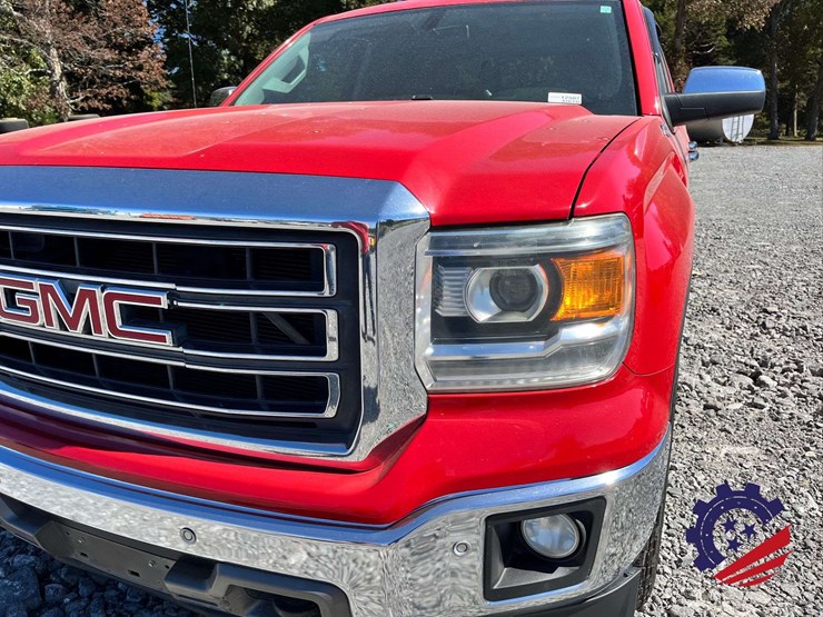 2014-gmc-sierra-z71-slt-pickup-truck-image-14