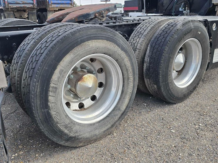 2006-kenworth-t600-image-19