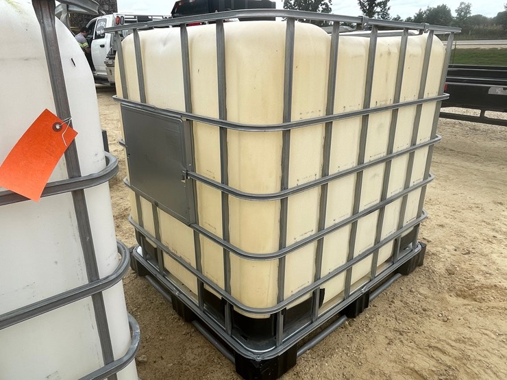 #3036-•-caged-poly-water-totes-image-4