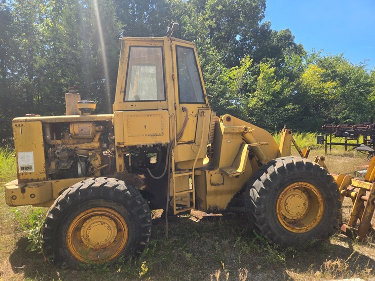caterpillar-930-image-10