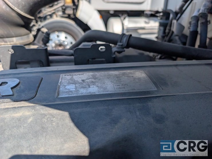 2014-peterbilt-386-image-29