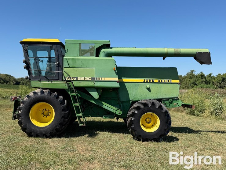1982-john-deere-6620-image-8