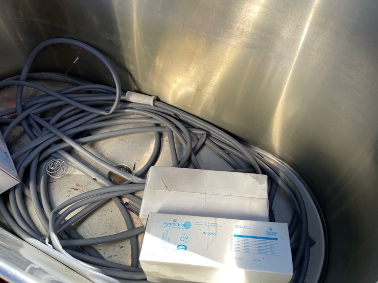 #3005-•-whitehall-sports-whirlpool-image-8