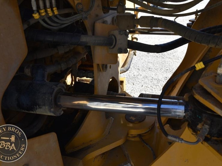 2019-caterpillar-972m-image-40