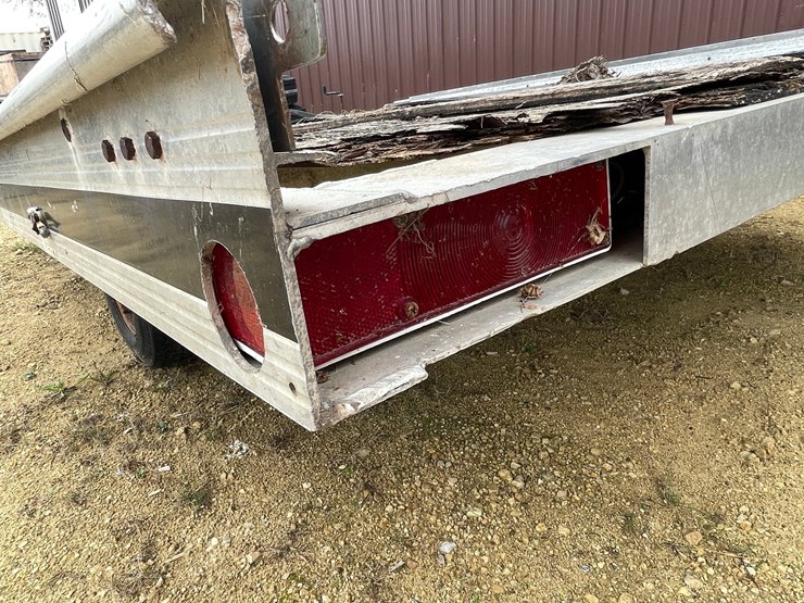 #3045-•-aluma-load-master-2-place-snowmobile-trailer-image-15