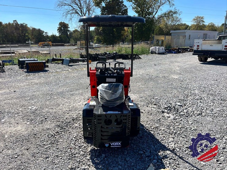 skid-steer-loader390-vorx-2026-nl390-unused-mini-skid-steer-image-4