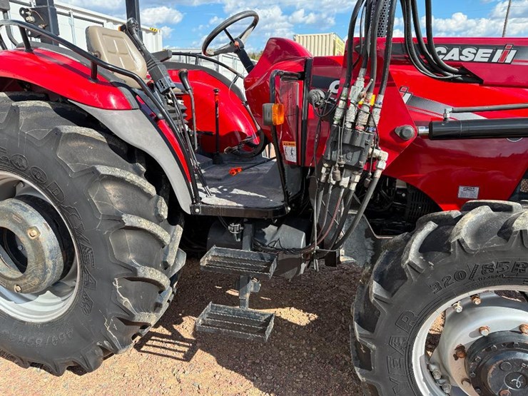 case-ih-farmall-80-image-24