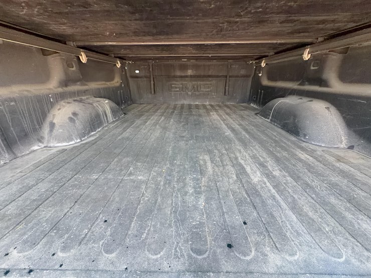 2019-gmc-sierra-2500-image-17