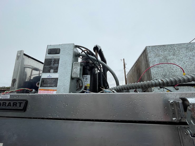 #4674-•-hobart-commercial-freezer-and-fridge-image-19