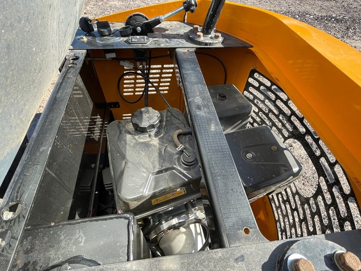 #3062-•-mini-excavator-image-16