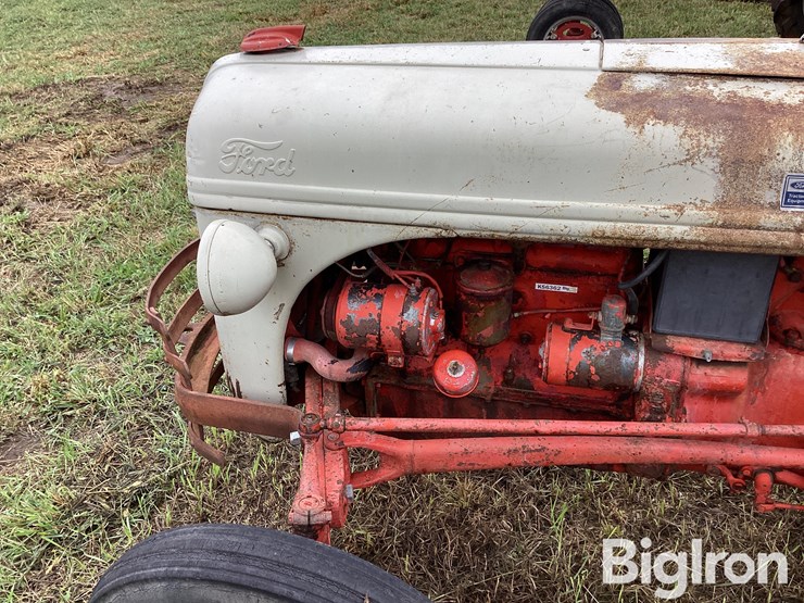 1951-ford-8n-image-10