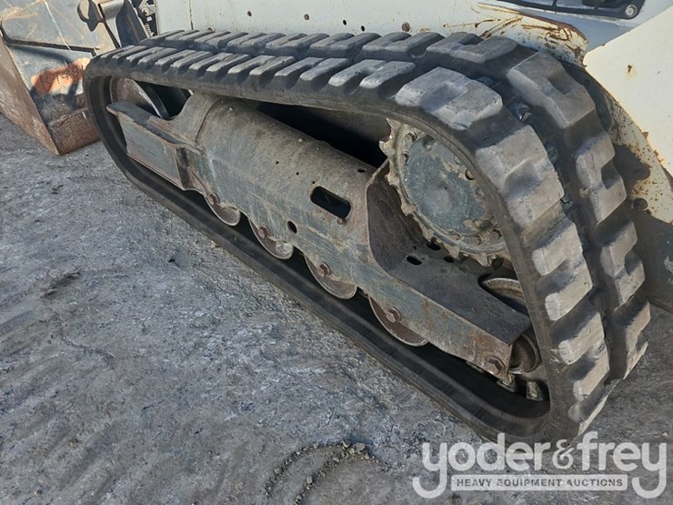 2019-bobcat-t590-image-23