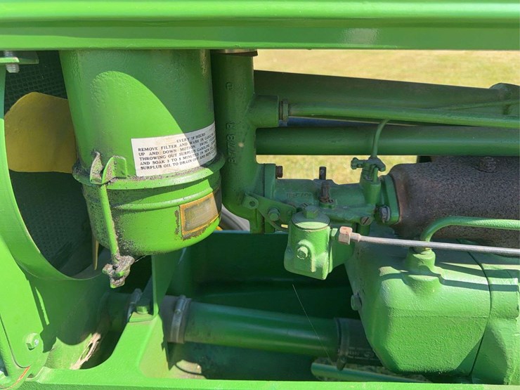 john-deere-b-image-39