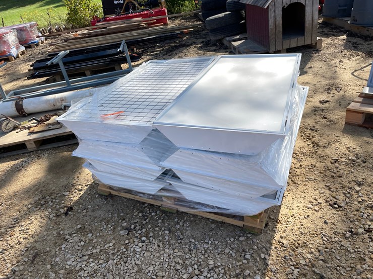 #3008-•-pallet-of-used-led-lights-image-2