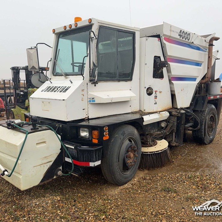 1990 JOHNSTON 4000