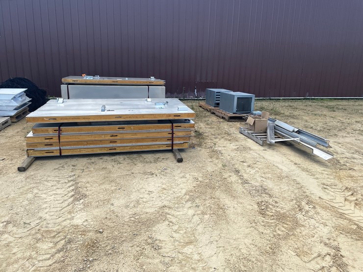 #1269-•-(1)-walk-in-cooler-and-(1)-freezer-image-1