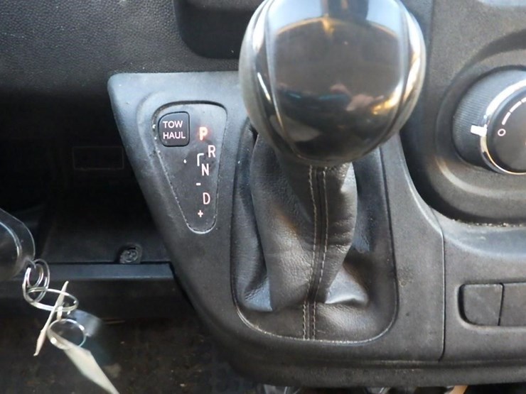 2021-dodge-3500-image-28
