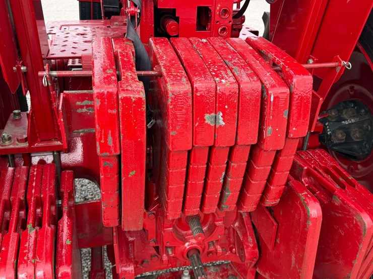 farmall-1066-turbo-row-crop-puller-image-31
