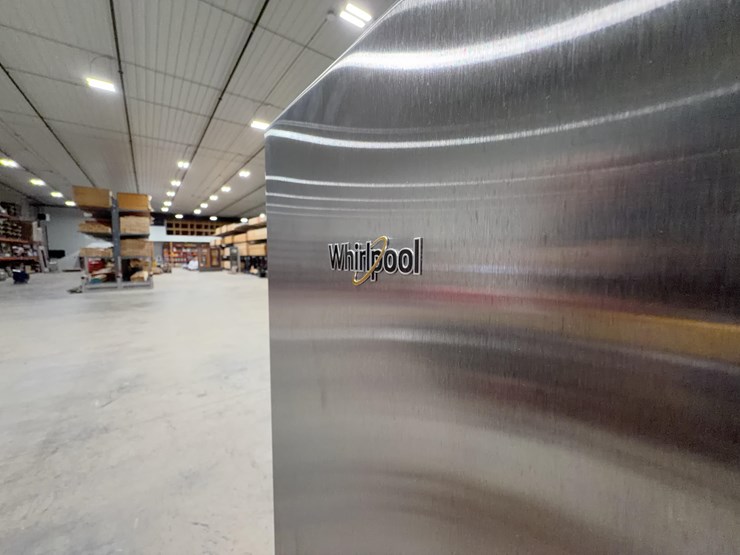 whirlpool-stand-up-freezer-image-4