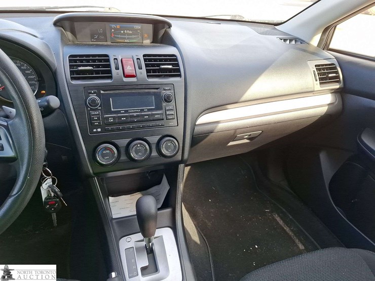 2013-subaru-crosstrek-image-12