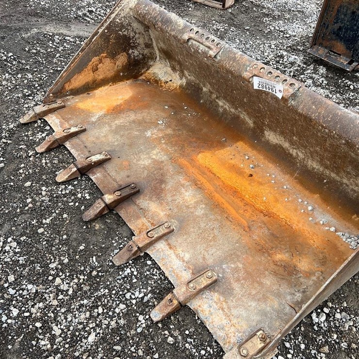 Bobcat 68” Skid Steer Tooth Bucket