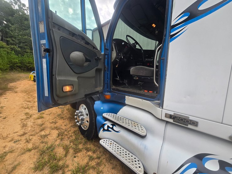1998-kenworth-t2000-image-43