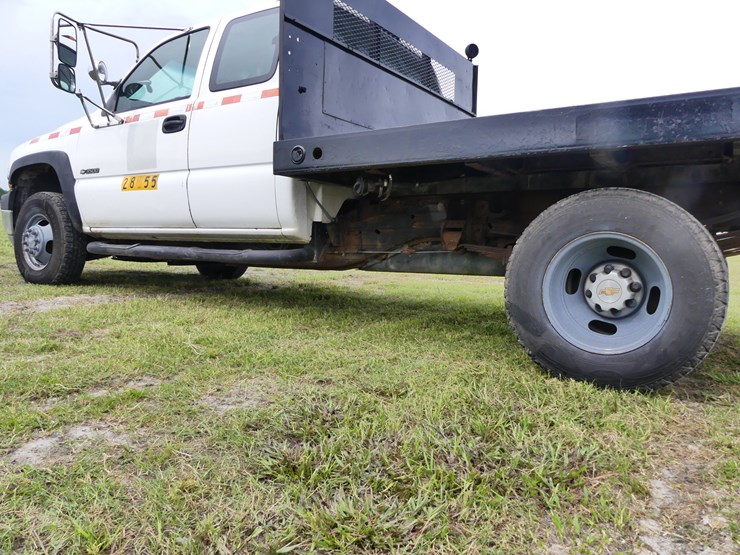2002-chevrolet-3500-image-5