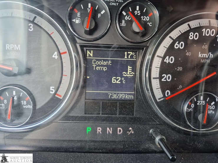 2012-dodge-2500-image-17