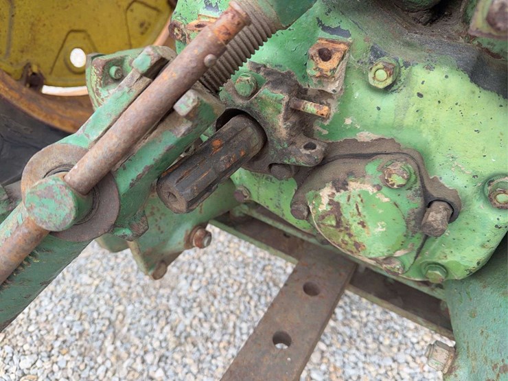 john-deere-720-image-40