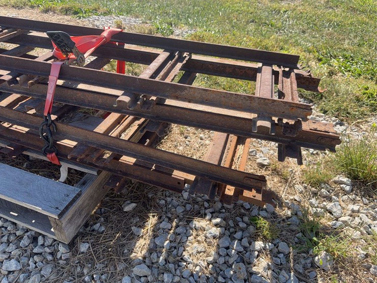 sturtevant-model-train-track-image-5