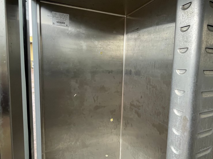 #4674-•-hobart-commercial-freezer-and-fridge-image-26