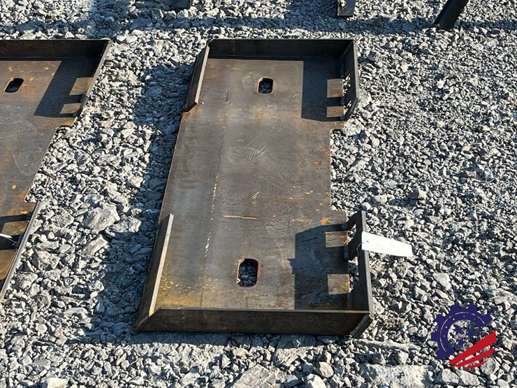 skid-steer-attach-frame-attachment-image-6