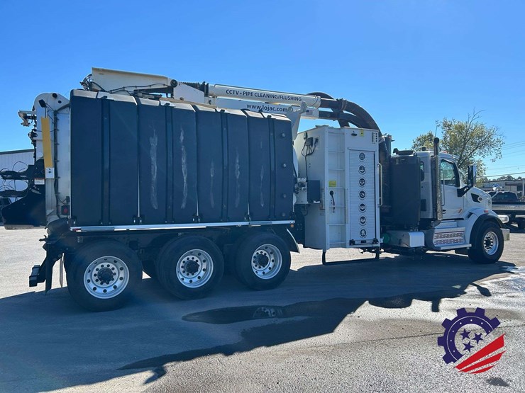 2020-peterbilt-567-image-8
