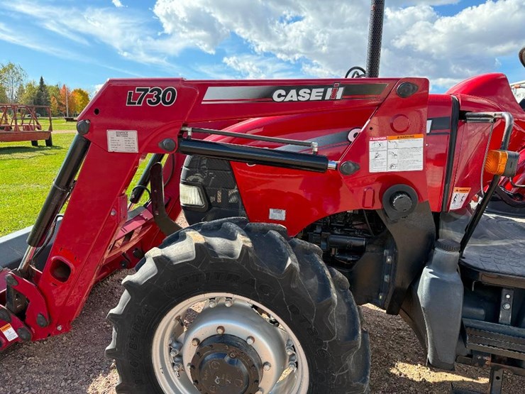 case-ih-farmall-80-image-17